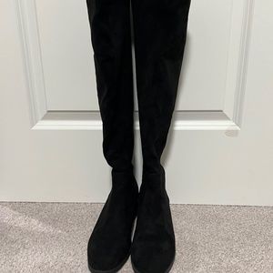 Black Boots